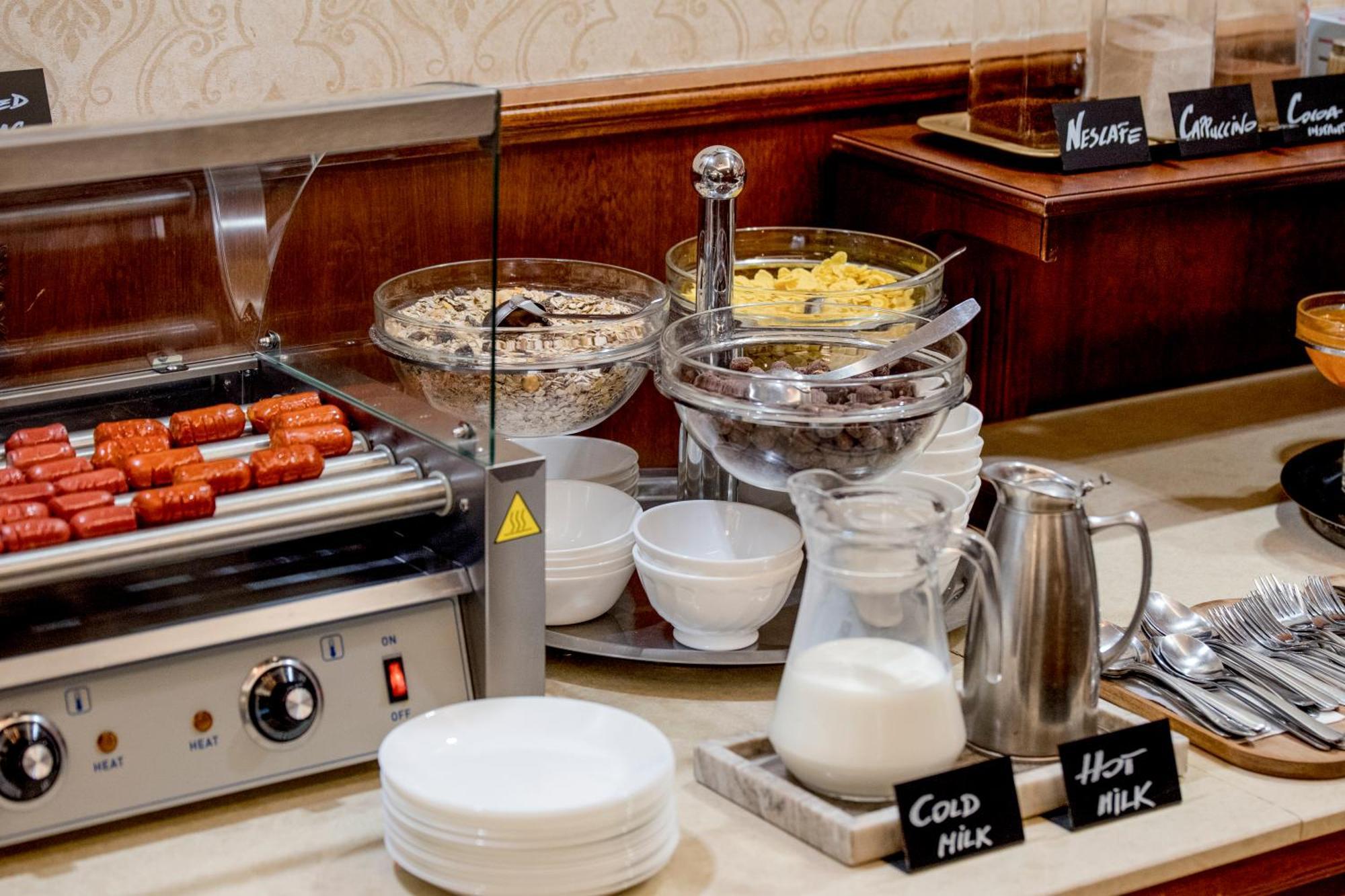 Gold Hotel Budapest Luaran gambar